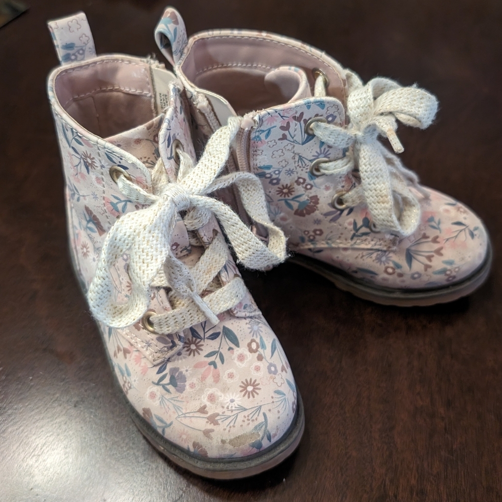 Cat & Jack Floral Zip Toddler Ankle Boots